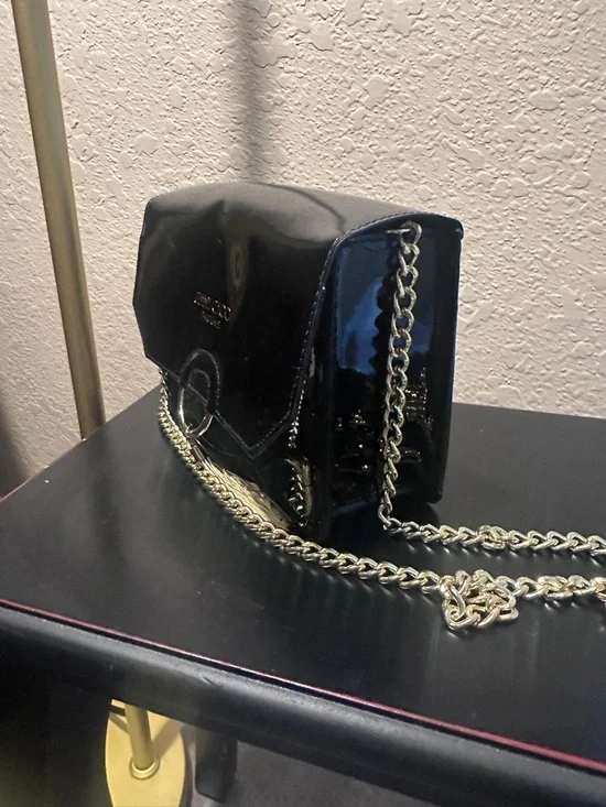 Jimmy Choo Black Patent Crossbody Bag with Gold Chain - Picture 2 of 5